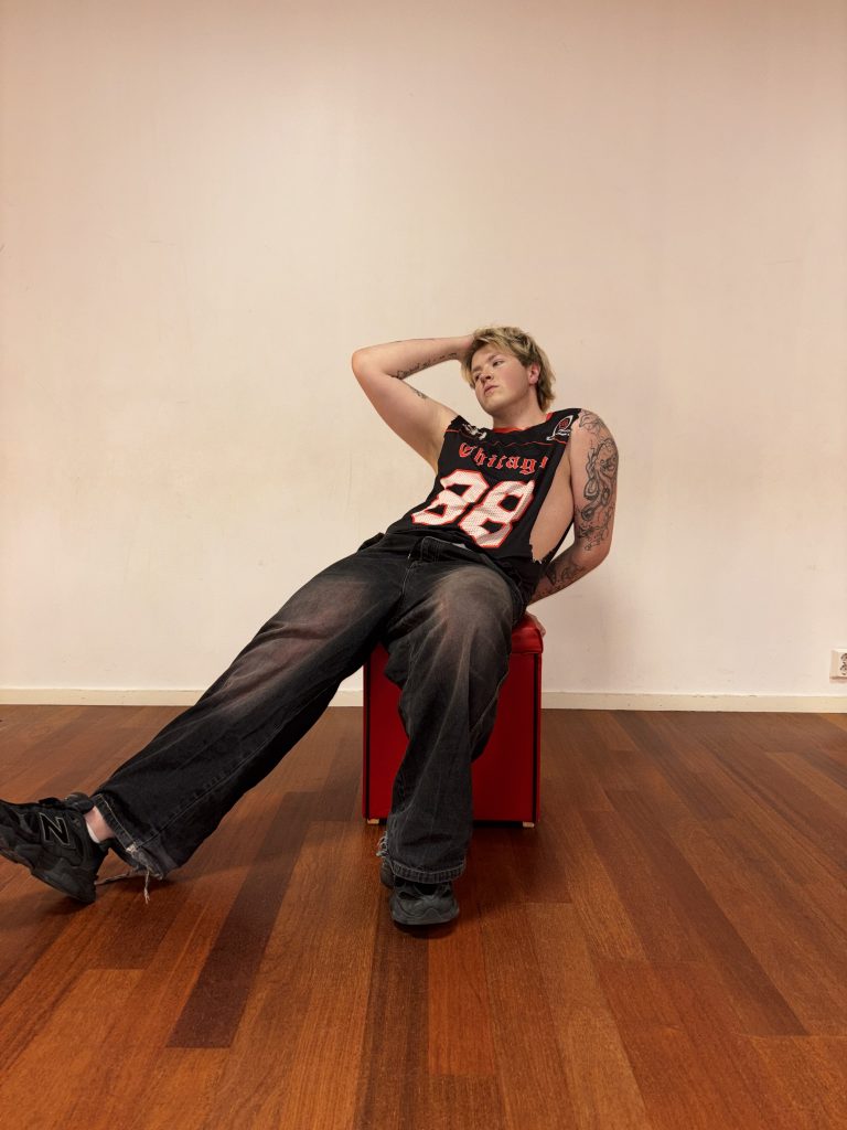 Choreo open level workshop by Joonas Pe 09.10. klo 18-19.15. 10e
